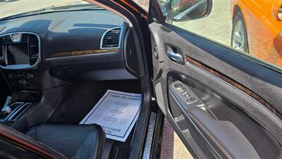 2018 Chrysler 300 Series Limited - Photo 11 - Tulsa, OK 74112