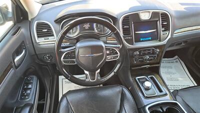 2018 Chrysler 300 Series Limited - Photo 16 - Tulsa, OK 74112