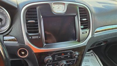 2018 Chrysler 300 Series Limited - Photo 22 - Tulsa, OK 74112