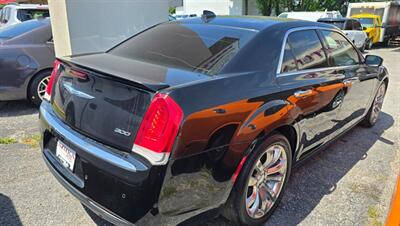 2018 Chrysler 300 Series Limited - Photo 5 - Tulsa, OK 74112