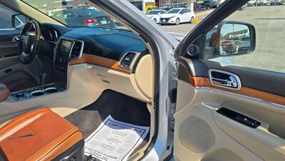 2011 Jeep Grand Cherokee Overland Summit - Photo 9 - Tulsa, OK 74112