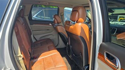 2011 Jeep Grand Cherokee Overland Summit - Photo 10 - Tulsa, OK 74112
