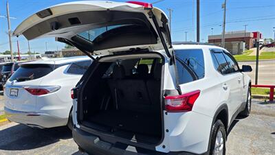 2019 Chevrolet Traverse LT Cloth   - Photo 24 - Tulsa, OK 74112