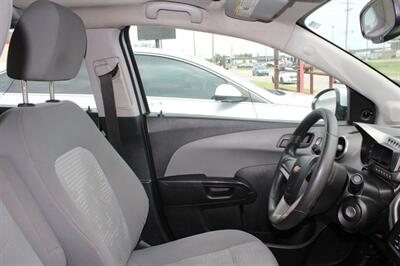 2016 Chevrolet Sonic LS Auto   - Photo 15 - Tulsa, OK 74112