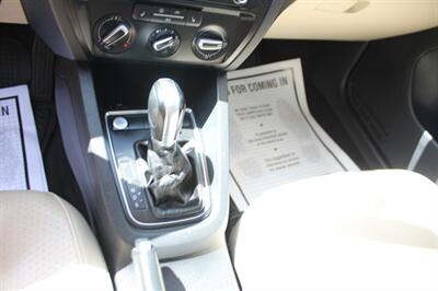 2017 Volkswagen Jetta 1.4T SE   - Photo 16 - Tulsa, OK 74112