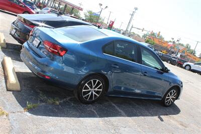 2017 Volkswagen Jetta 1.4T SE   - Photo 4 - Tulsa, OK 74112