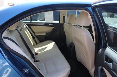 2017 Volkswagen Jetta 1.4T SE   - Photo 9 - Tulsa, OK 74112