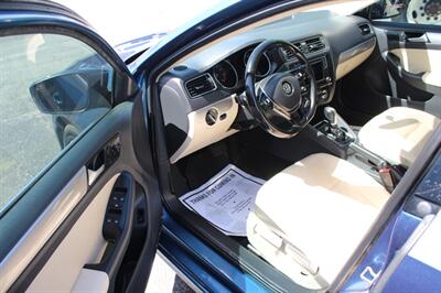 2017 Volkswagen Jetta 1.4T SE   - Photo 13 - Tulsa, OK 74112