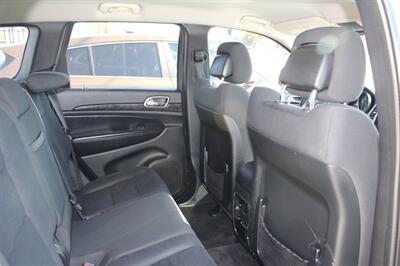 2011 Jeep Grand Cherokee Laredo - Photo 12 - Tulsa, OK 74112