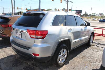 2011 Jeep Grand Cherokee Laredo - Photo 4 - Tulsa, OK 74112