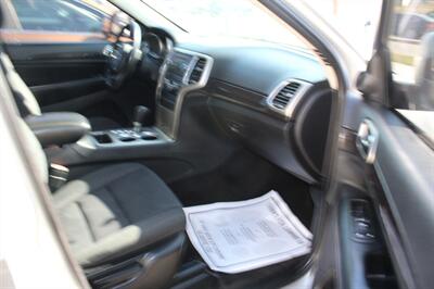 2011 Jeep Grand Cherokee Laredo - Photo 10 - Tulsa, OK 74112
