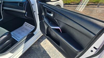 2017 Toyota Camry SE   - Photo 10 - Tulsa, OK 74112