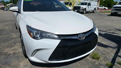 2017 Toyota Camry SE   - Photo 4 - Tulsa, OK 74112