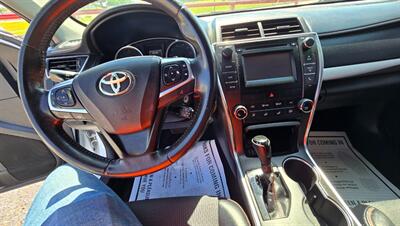 2017 Toyota Camry SE   - Photo 20 - Tulsa, OK 74112
