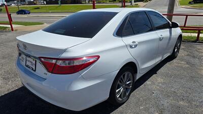 2017 Toyota Camry SE   - Photo 5 - Tulsa, OK 74112