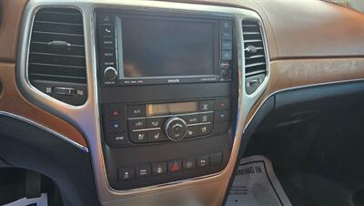 2011 Jeep Grand Cherokee Overland   - Photo 15 - Tulsa, OK 74112