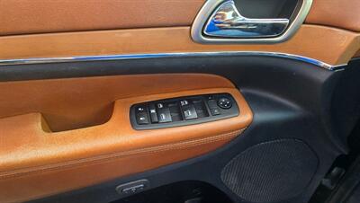 2011 Jeep Grand Cherokee Overland   - Photo 14 - Tulsa, OK 74112