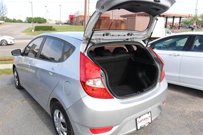 2017 Hyundai ACCENT SE   - Photo 2 - Tulsa, OK 74112