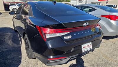 2022 Hyundai ELANTRA SEL - Photo 4 - Tulsa, OK 74112