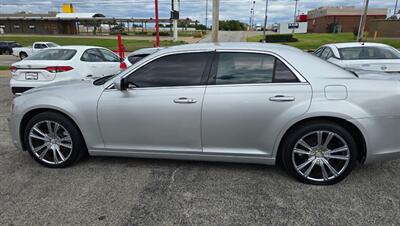 2012 Chrysler 300 Series   - Photo 7 - Tulsa, OK 74112