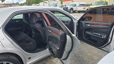 2012 Chrysler 300 Series   - Photo 11 - Tulsa, OK 74112