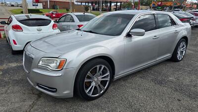 2012 Chrysler 300 Series   - Photo 2 - Tulsa, OK 74112