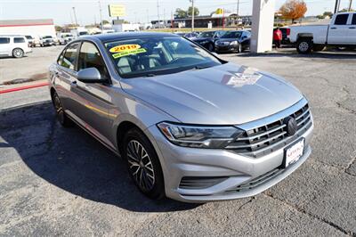 2019 Volkswagen Jetta SE - Photo 4 - Tulsa, OK 74112