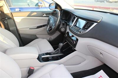 2018 Hyundai TUCSON SE - Photo 8 - Tulsa, OK 74112