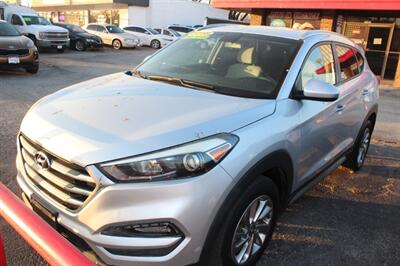 2018 Hyundai TUCSON SE - Photo 2 - Tulsa, OK 74112