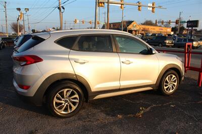 2018 Hyundai TUCSON SE - Photo 4 - Tulsa, OK 74112