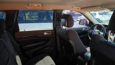 2011 Jeep Grand Cherokee Laredo - Photo 10 - Tulsa, OK 74112