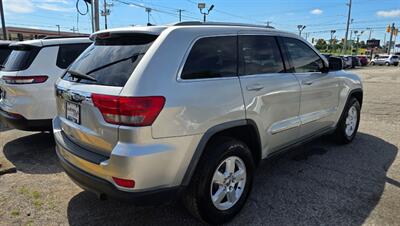 2011 Jeep Grand Cherokee Laredo - Photo 3 - Tulsa, OK 74112