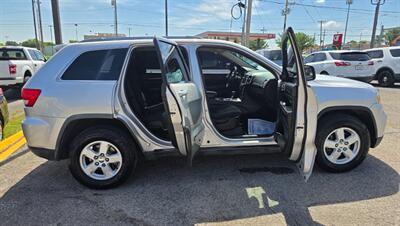 2011 Jeep Grand Cherokee Laredo - Photo 12 - Tulsa, OK 74112
