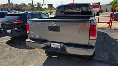 2015 Nissan Titan SV   - Photo 18 - Tulsa, OK 74112