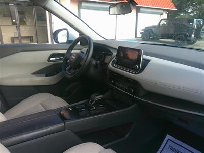 2025 Nissan Rogue SV   - Photo 3 - St. Croix, United States Virgin Islands, SC 00851