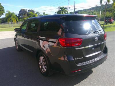 2021 KIA Sedona LX   - Photo 2 - St. Croix, United States Virgin Islands, SC 00851