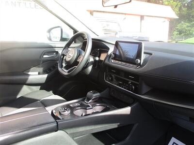 2024 Nissan Rogue SV   - Photo 3 - St. Croix, United States Virgin Islands, SC 00851