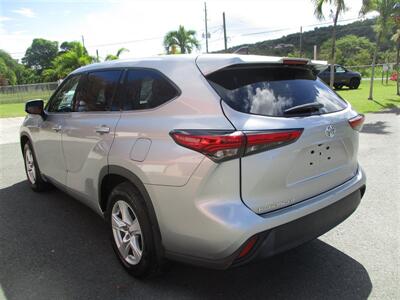 2022 Toyota Highlander LE - Photo 2 - St. Croix, United States Virgin Islands, SC 00851