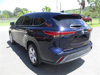 2021 Toyota Highlander LE   - Photo 2 - St. Croix, United States Virgin Islands, SC 00851