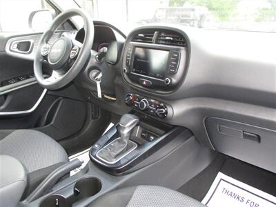 2025 Kia Soul LX - Photo 3 - St. Croix, United States Virgin Islands, SC 00851