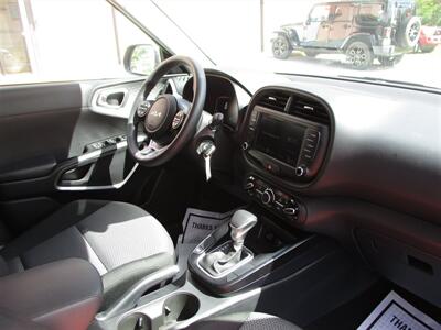 2025 Kia Soul LX   - Photo 3 - St. Croix, United States Virgin Islands, SC 00851