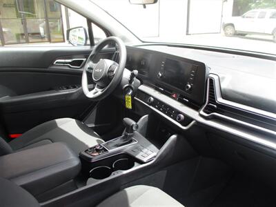 2023 Kia Sportage LX   - Photo 3 - St. Croix, United States Virgin Islands, SC 00851