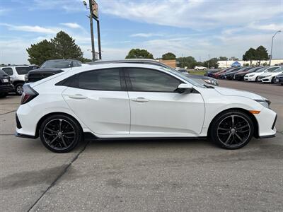2020 Honda Civic Sport Touring   - Photo 6 - South Sioux City, NE 68776