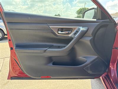 2013 Nissan Altima 2.5 SL   - Photo 13 - South Sioux City, NE 68776