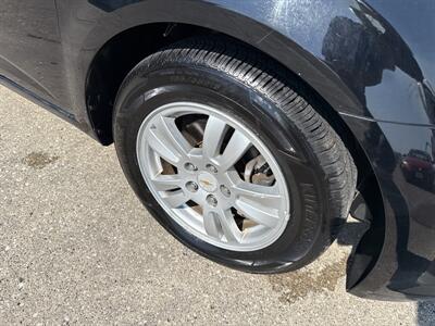 2012 Chevrolet Sonic LS   - Photo 9 - South Sioux City, NE 68776