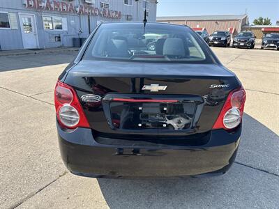 2012 Chevrolet Sonic LS   - Photo 4 - South Sioux City, NE 68776