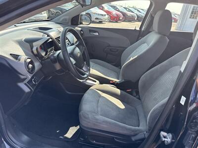 2012 Chevrolet Sonic LS   - Photo 10 - South Sioux City, NE 68776