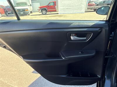2016 Toyota Camry SE   - Photo 19 - South Sioux City, NE 68776