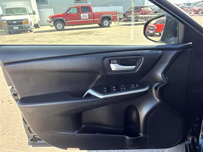 2016 Toyota Camry SE   - Photo 17 - South Sioux City, NE 68776