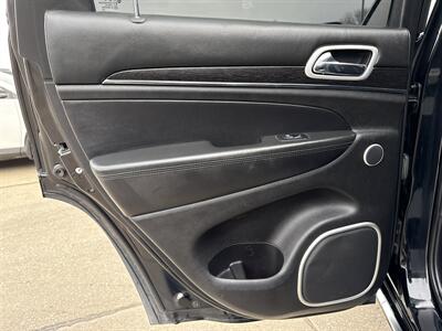 2021 Jeep Grand Cherokee Summit   - Photo 18 - South Sioux City, NE 68776
